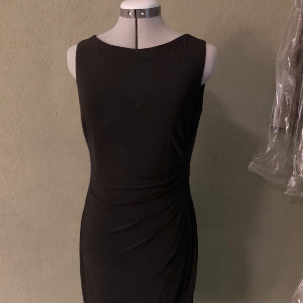 Anne Klein sleeveless shift dress